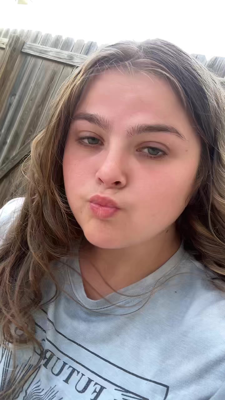 @Elizabeth💜😘