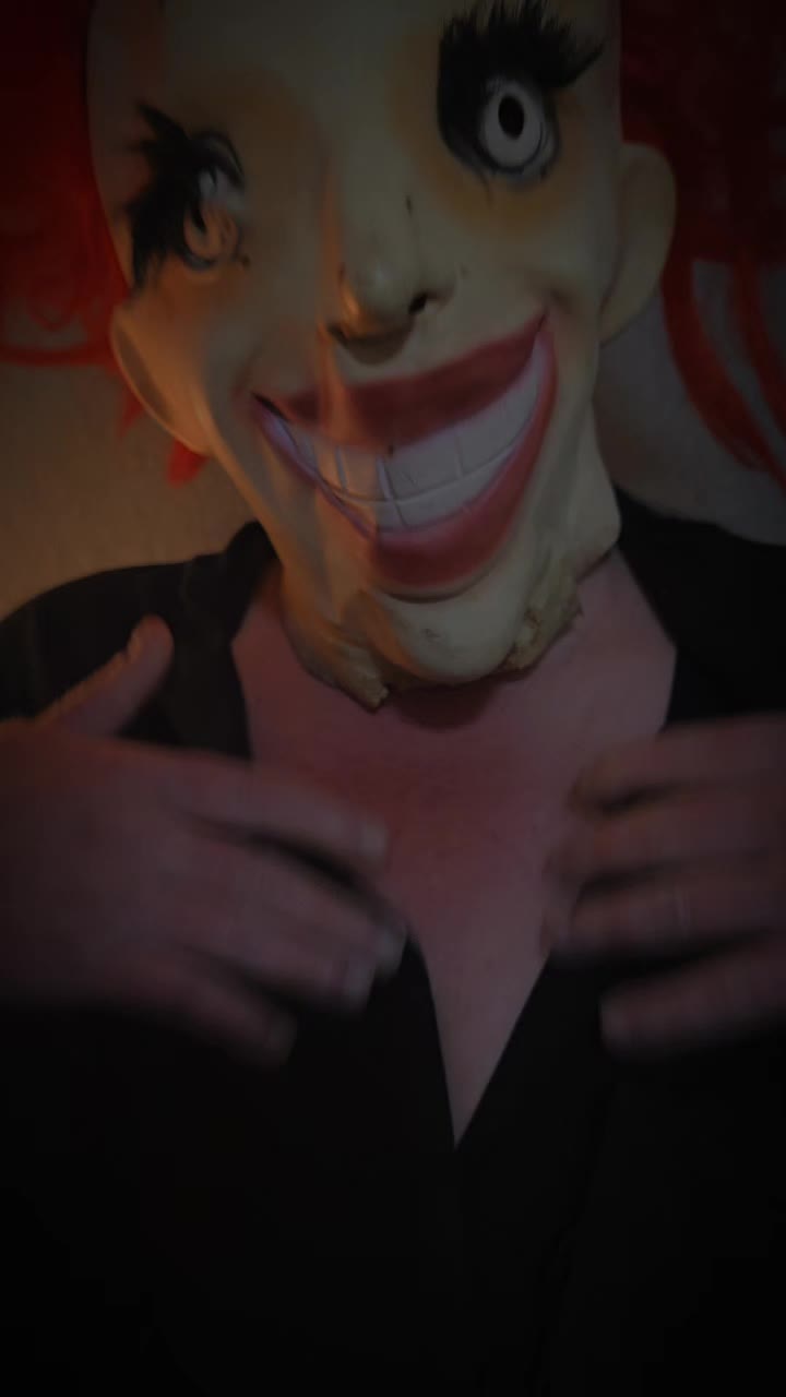 @Horrorqueen87