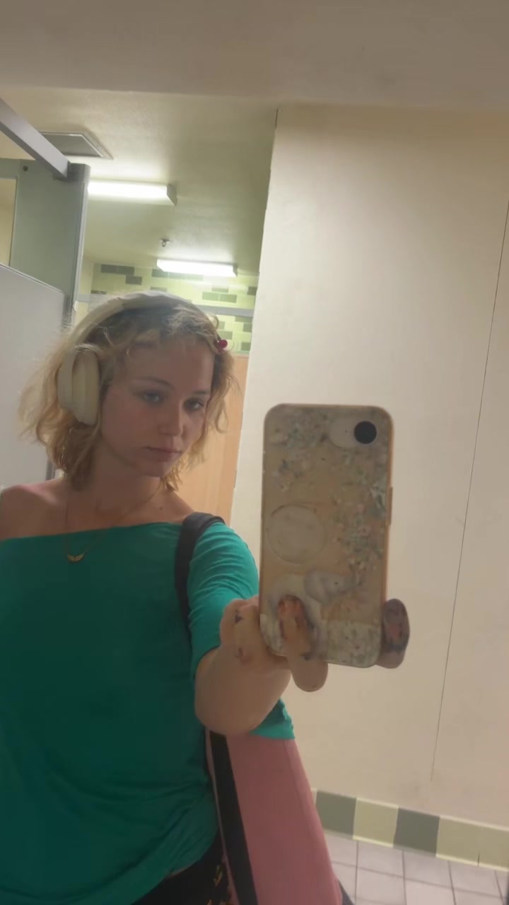 @EllaTheAngel