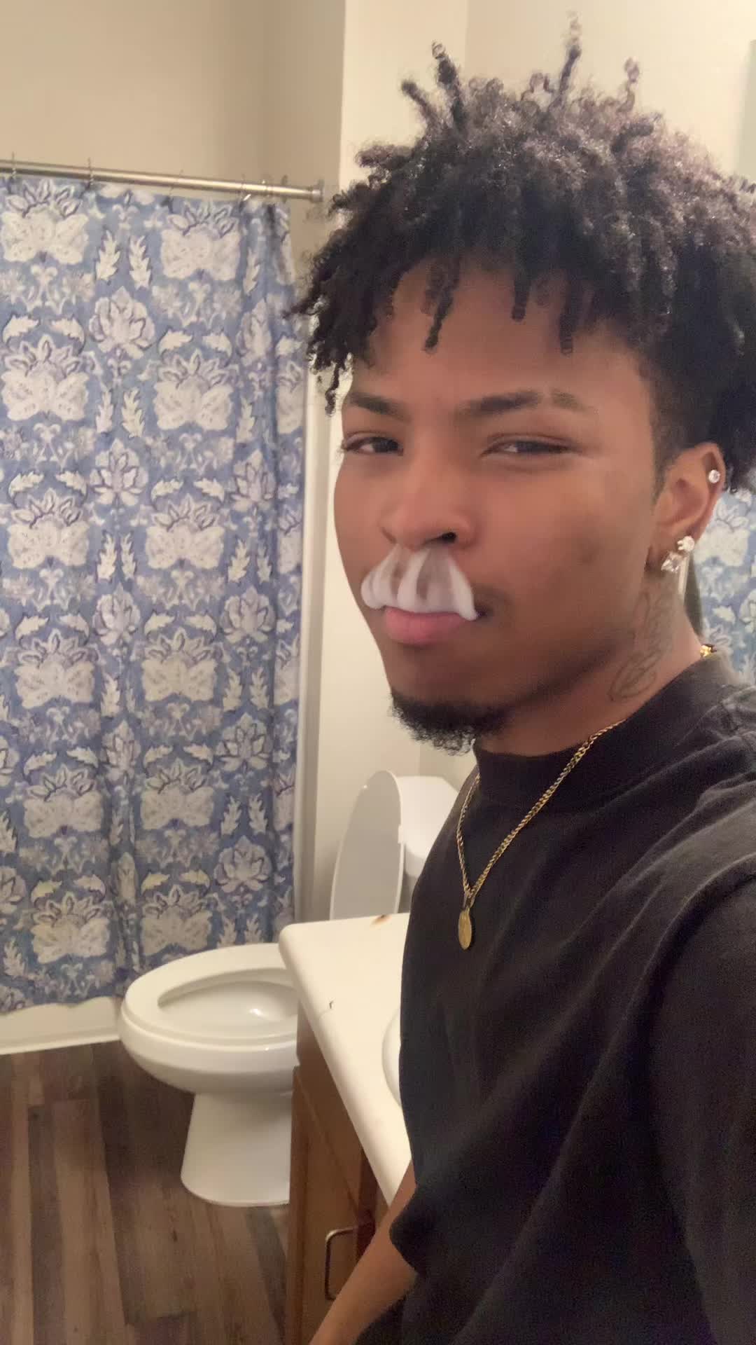 @.🦈🦈