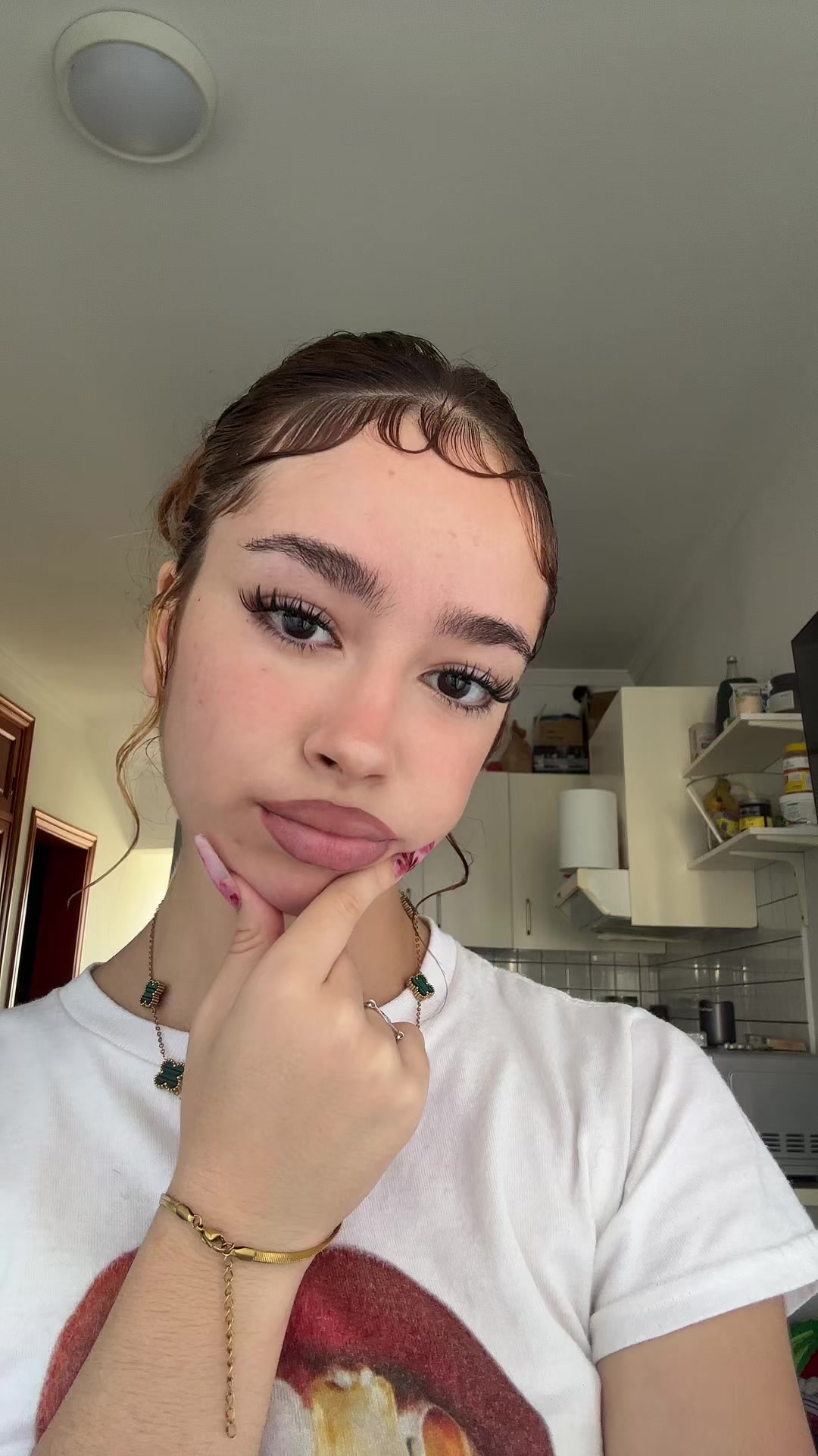 @nira