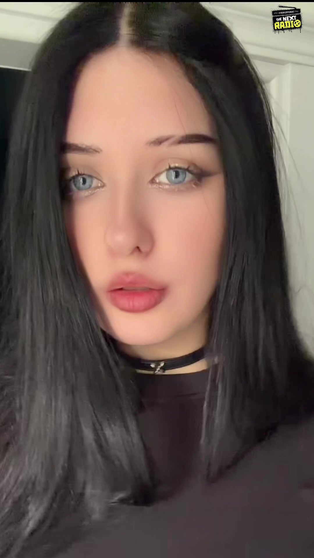 @Sasha Gromova