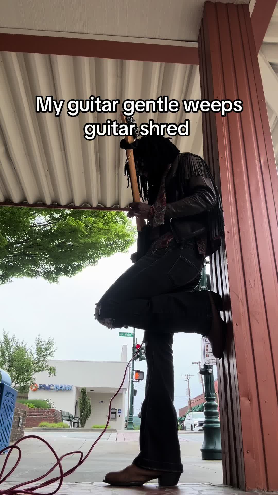 @Zephyr Roads 🎸