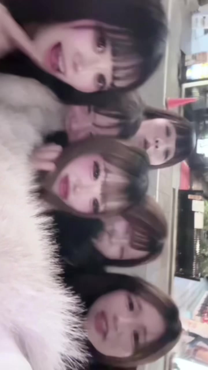 @み