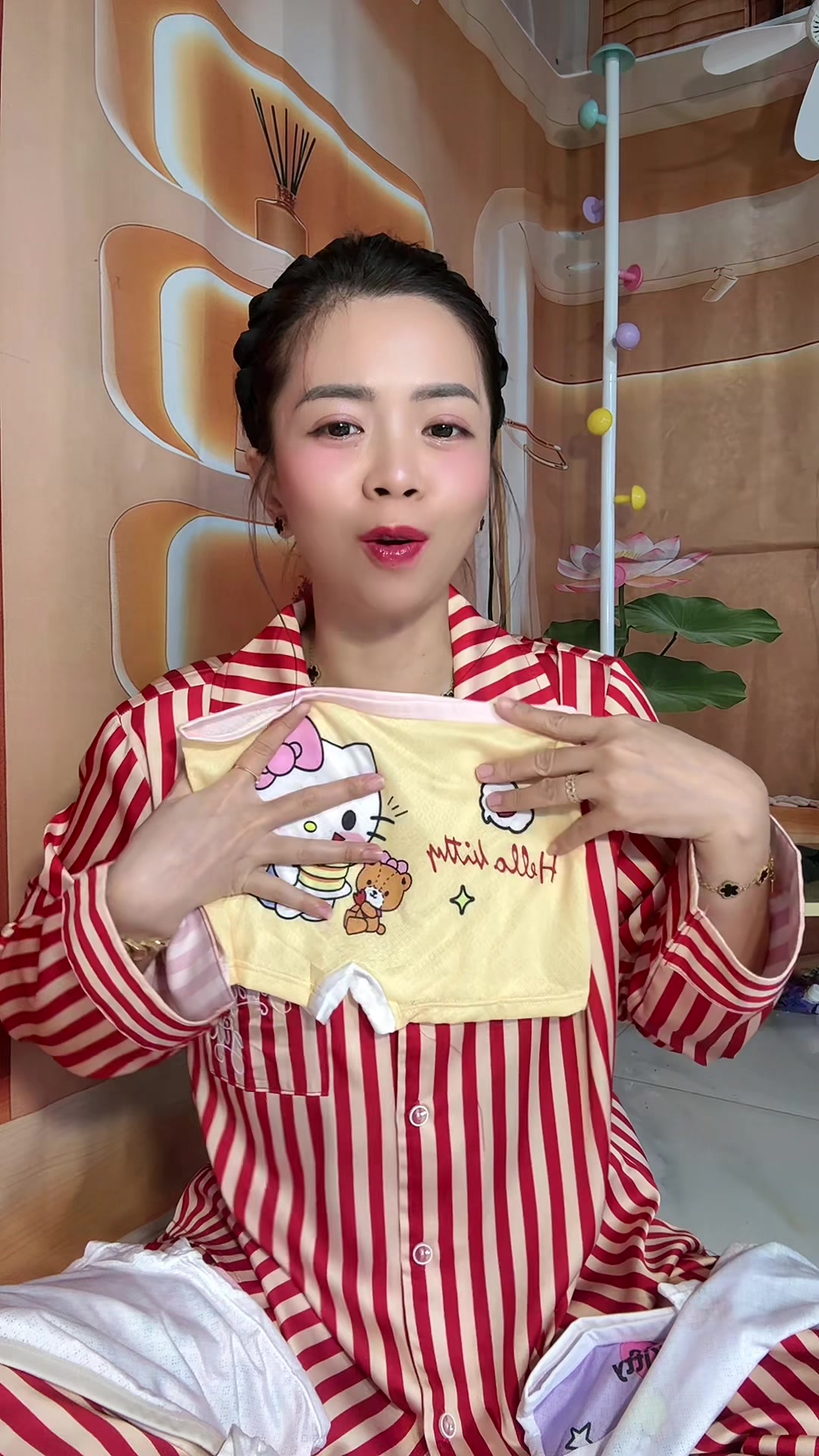 @Em Cẩm Nè