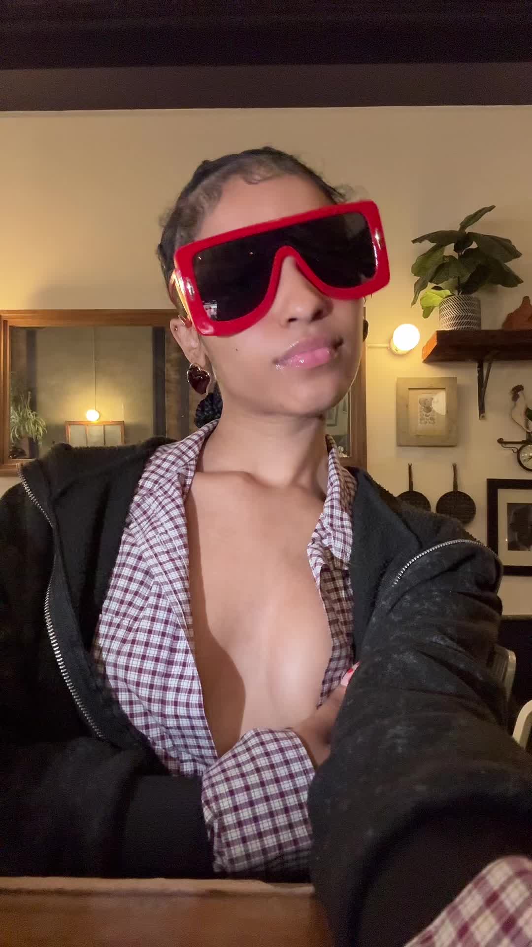 @Shayloamigo