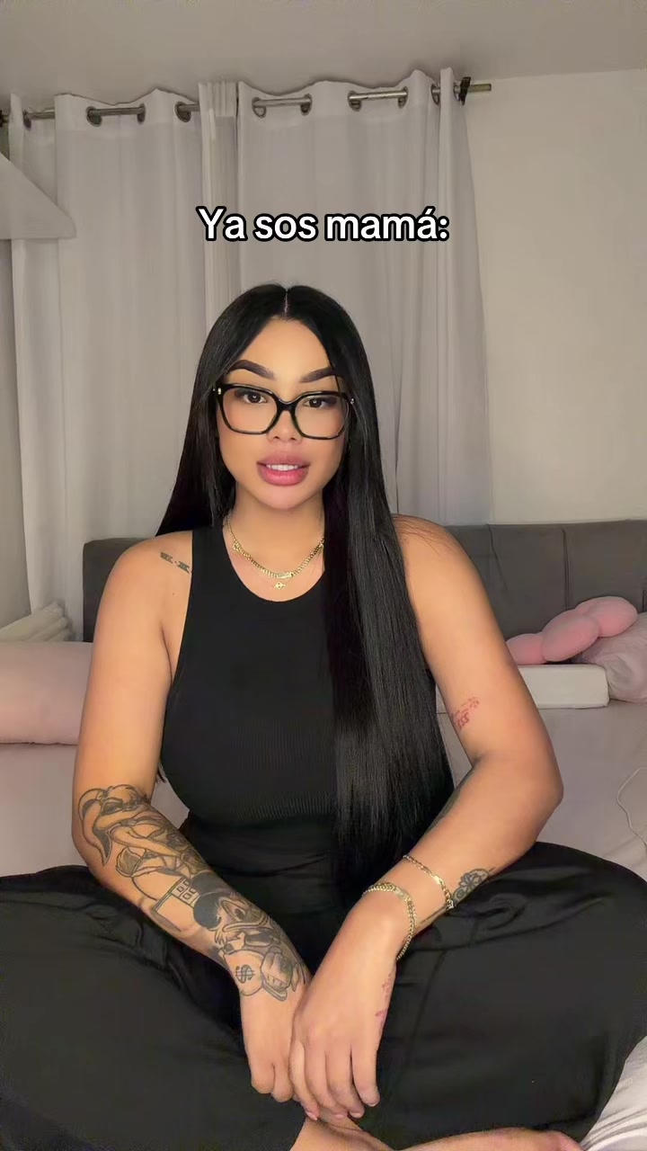@Tatiqueenoficial 🦋