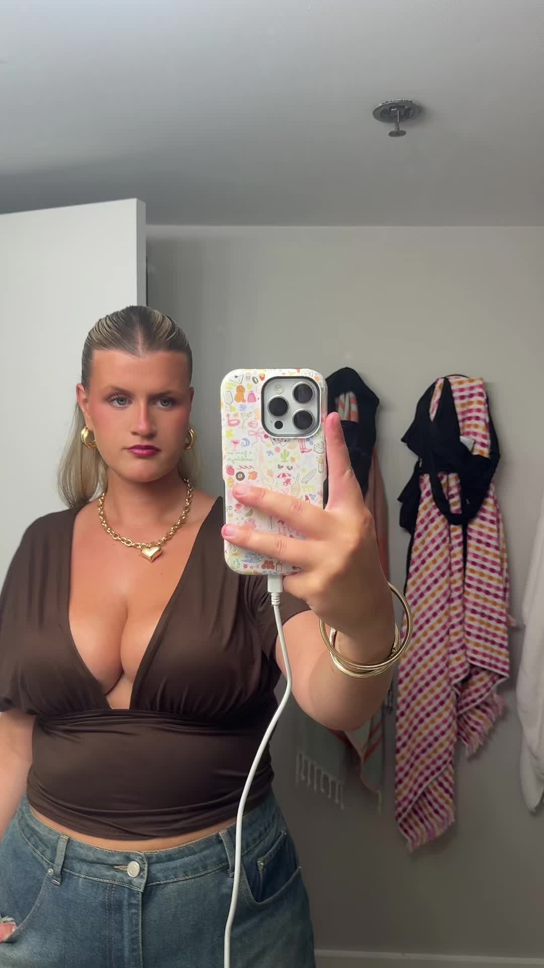 @￼