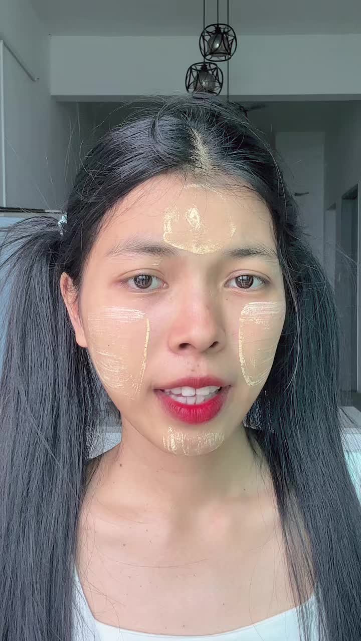@â¨THET SHWE ZIN đ