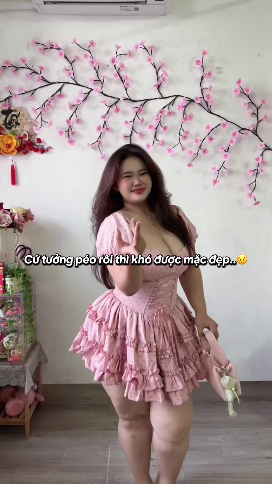 @KhảÁidangiu