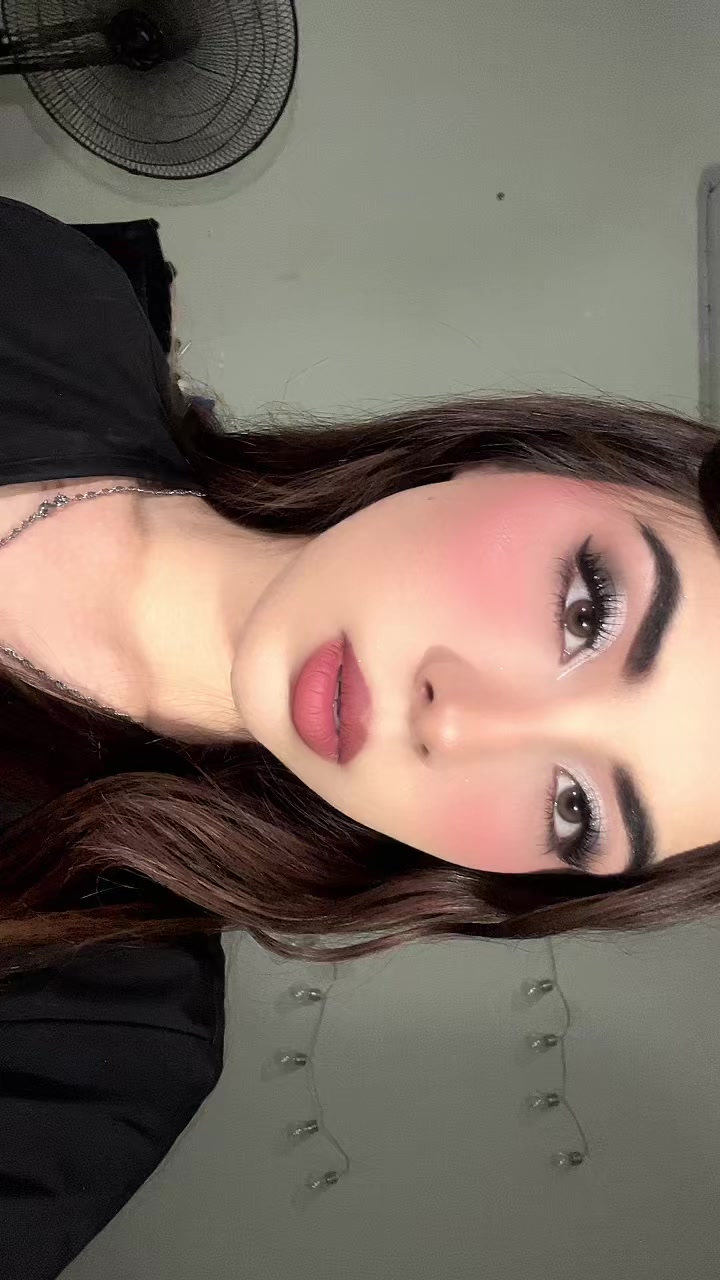@️Liz Carrillo