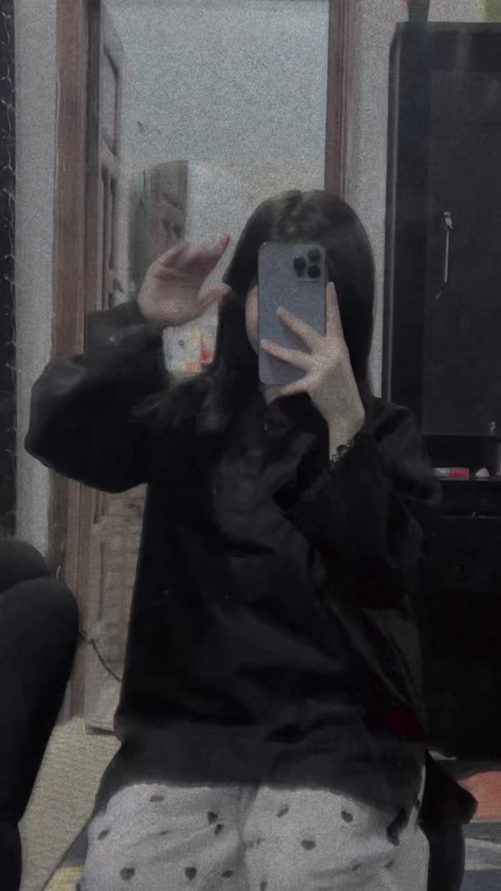 @K•