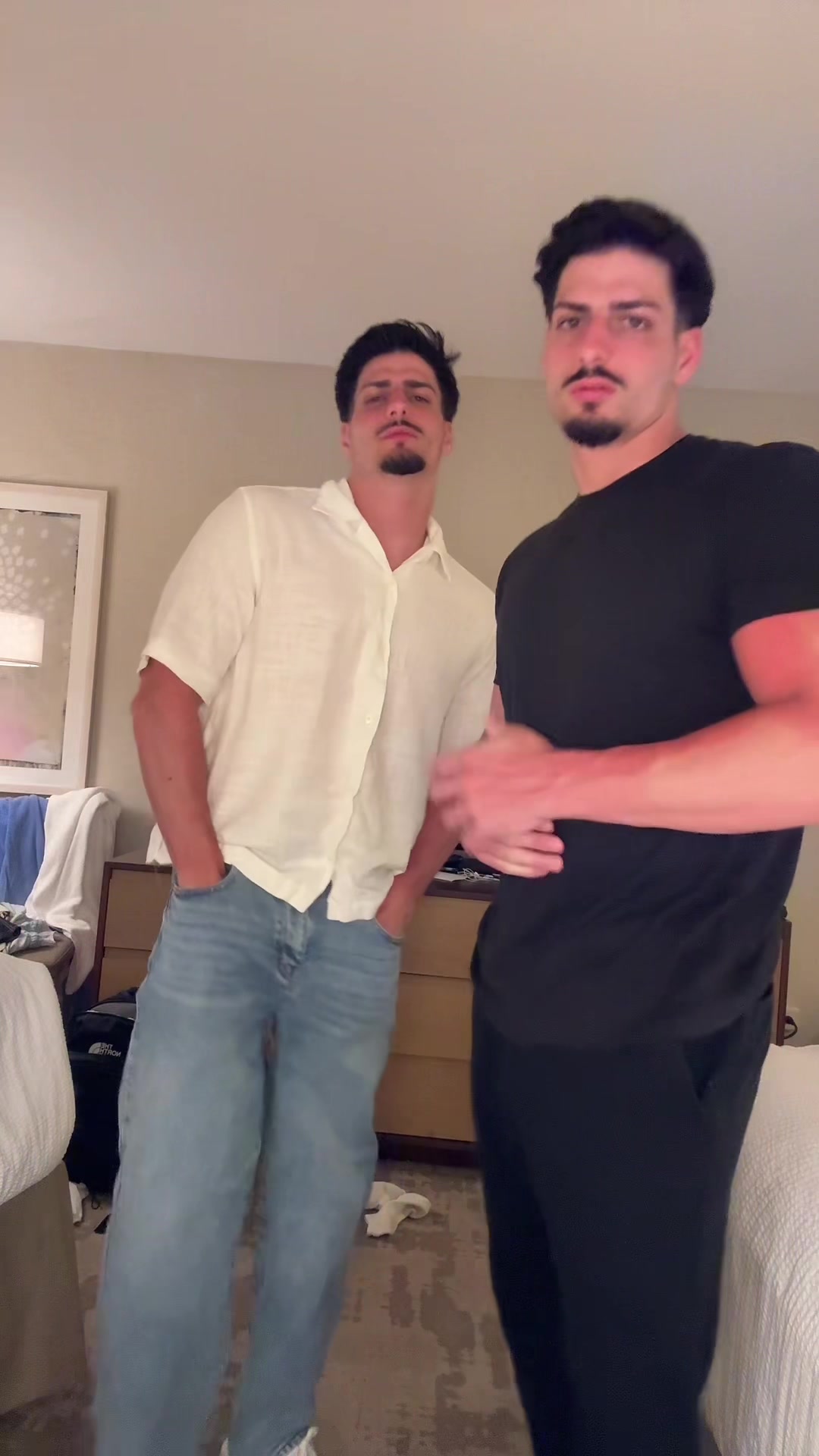 @Motta Twins
