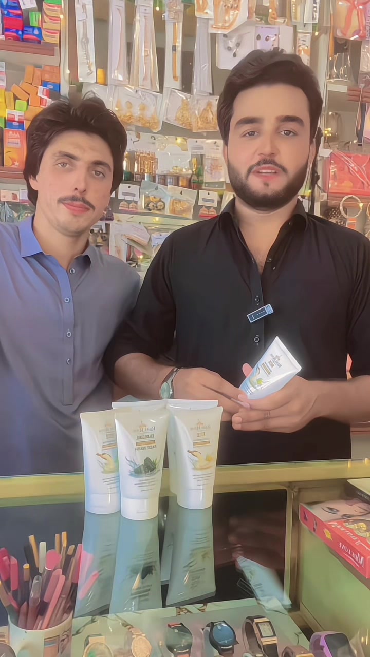 @Real Royal Cosmetics Pk