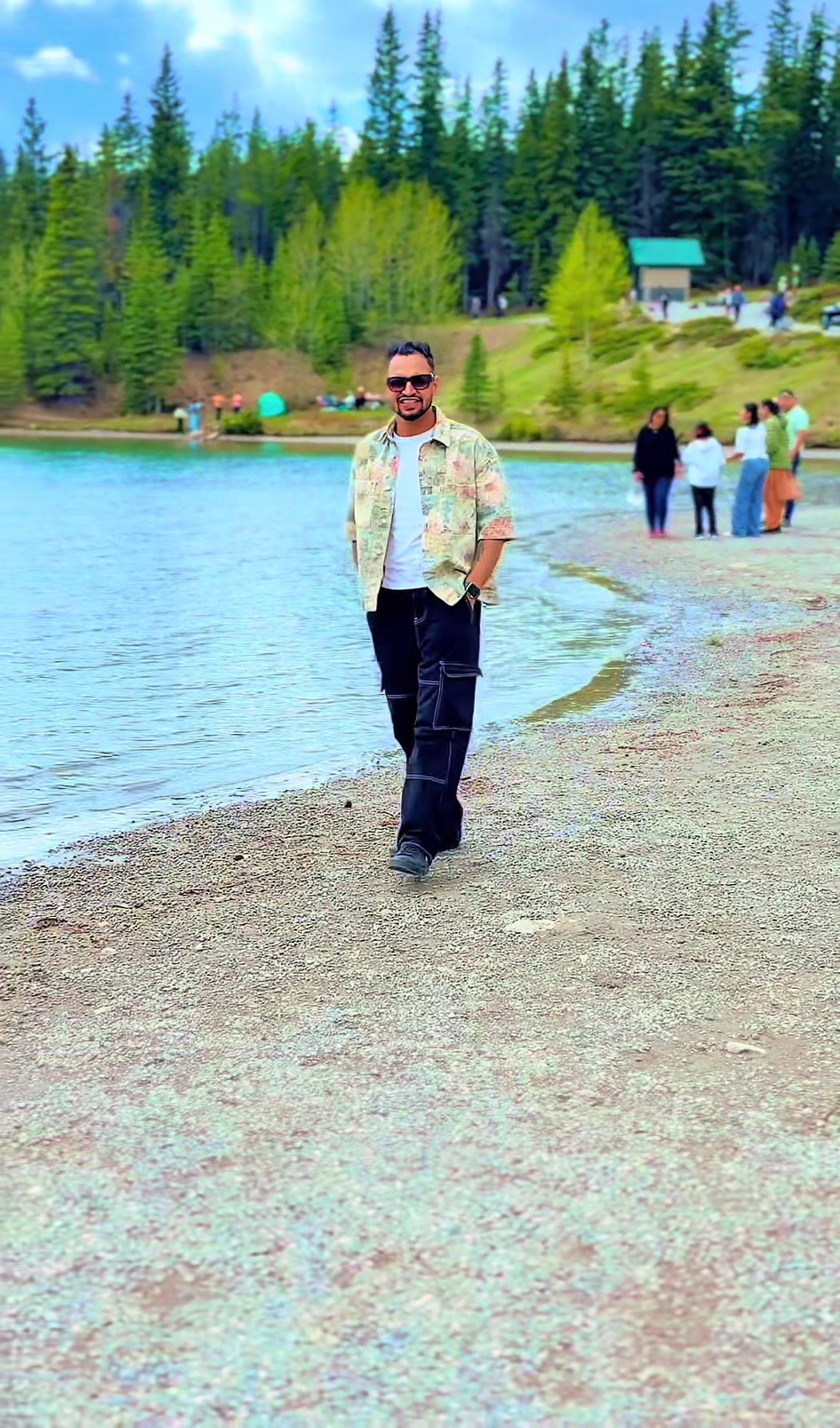 @ManderiMoga🇲🇾🇨🇦