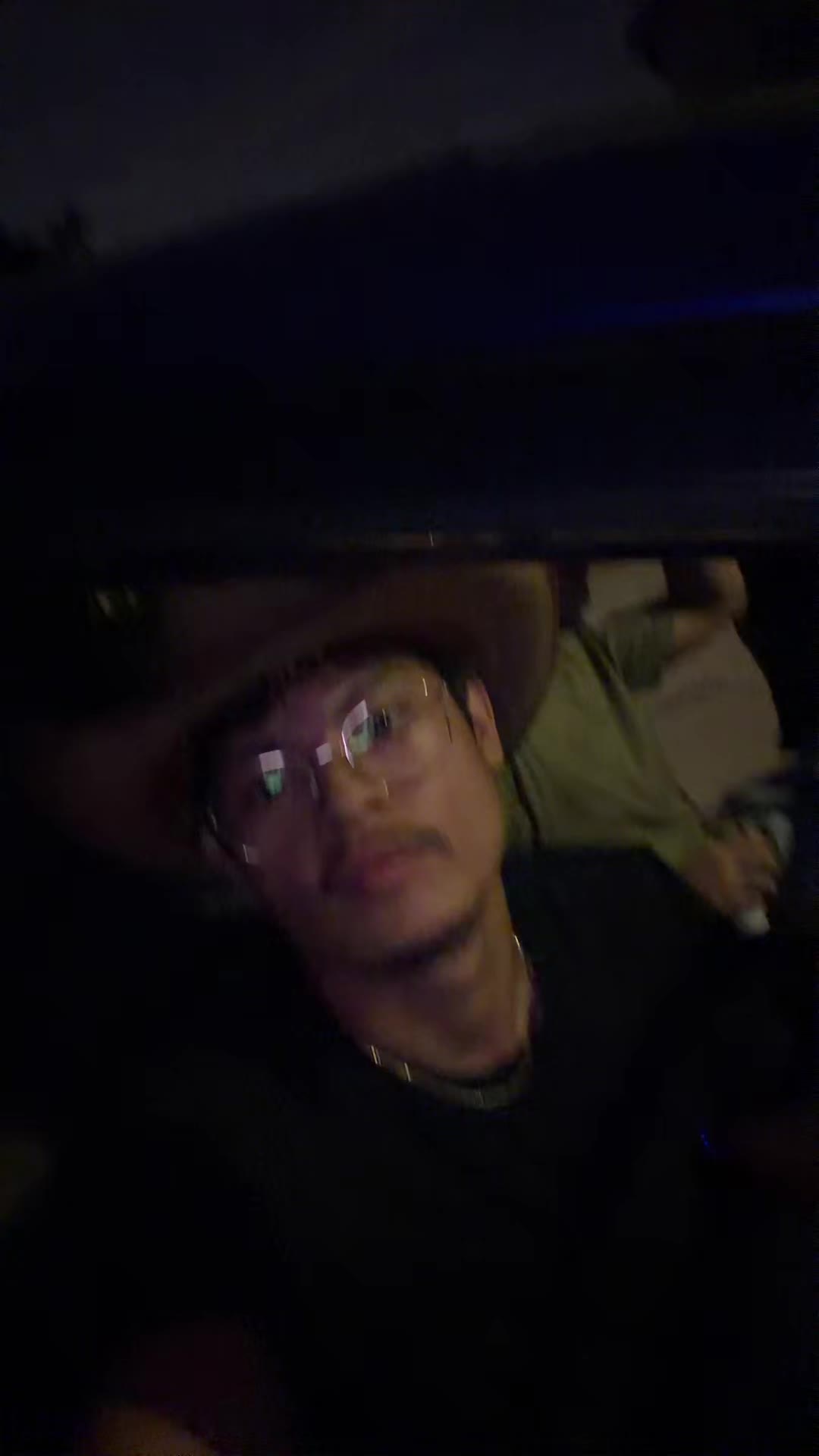 @Zy