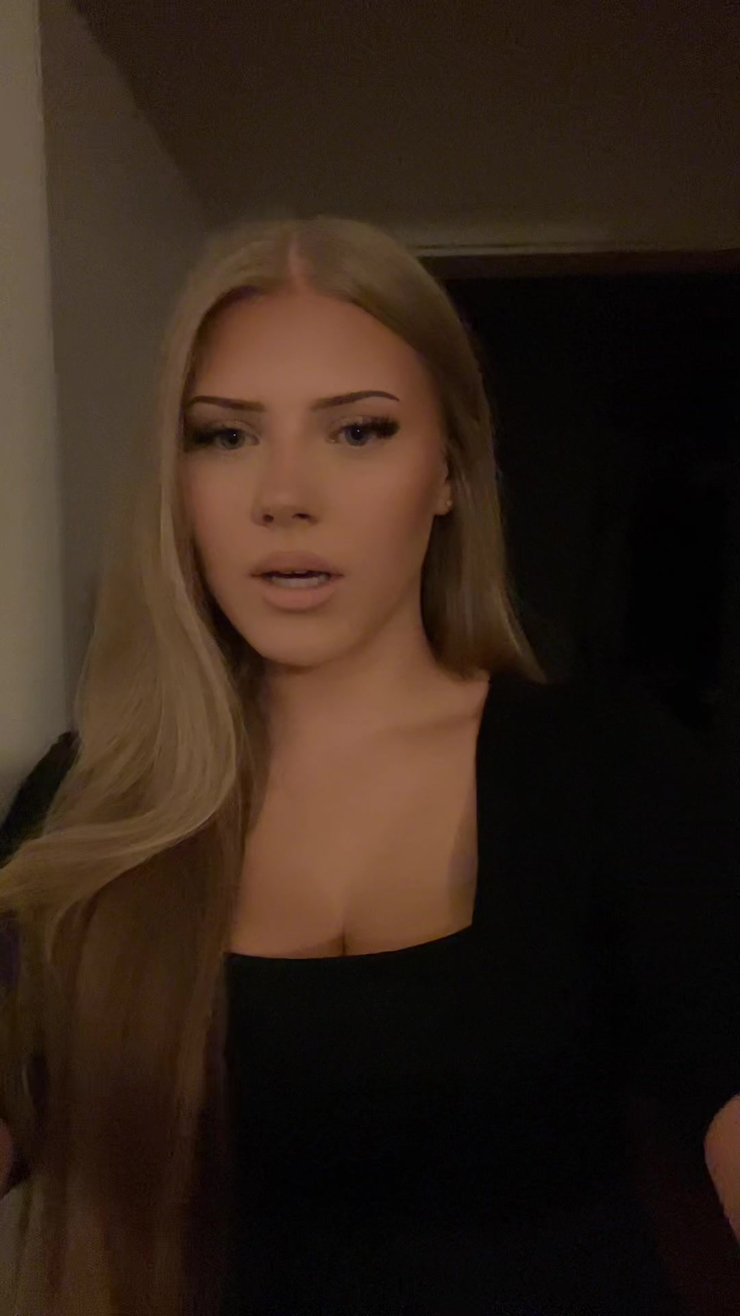 @mia
