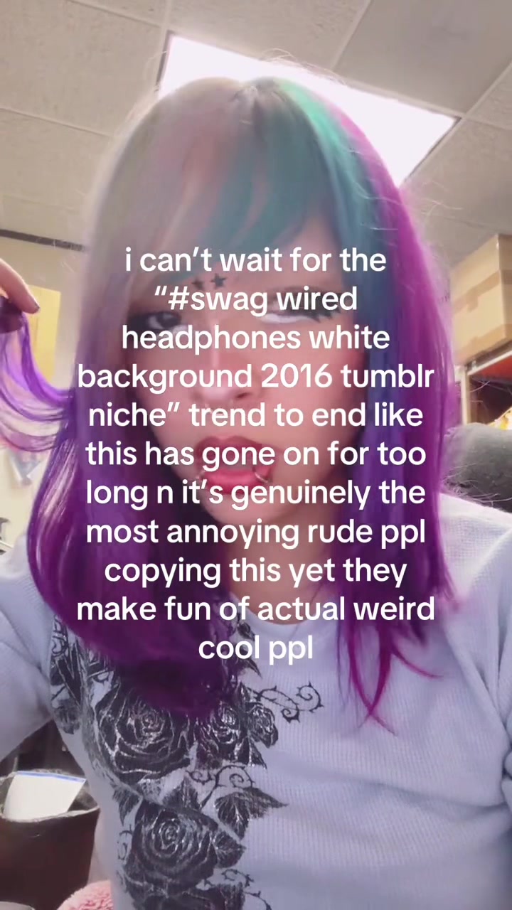@Ash🪬