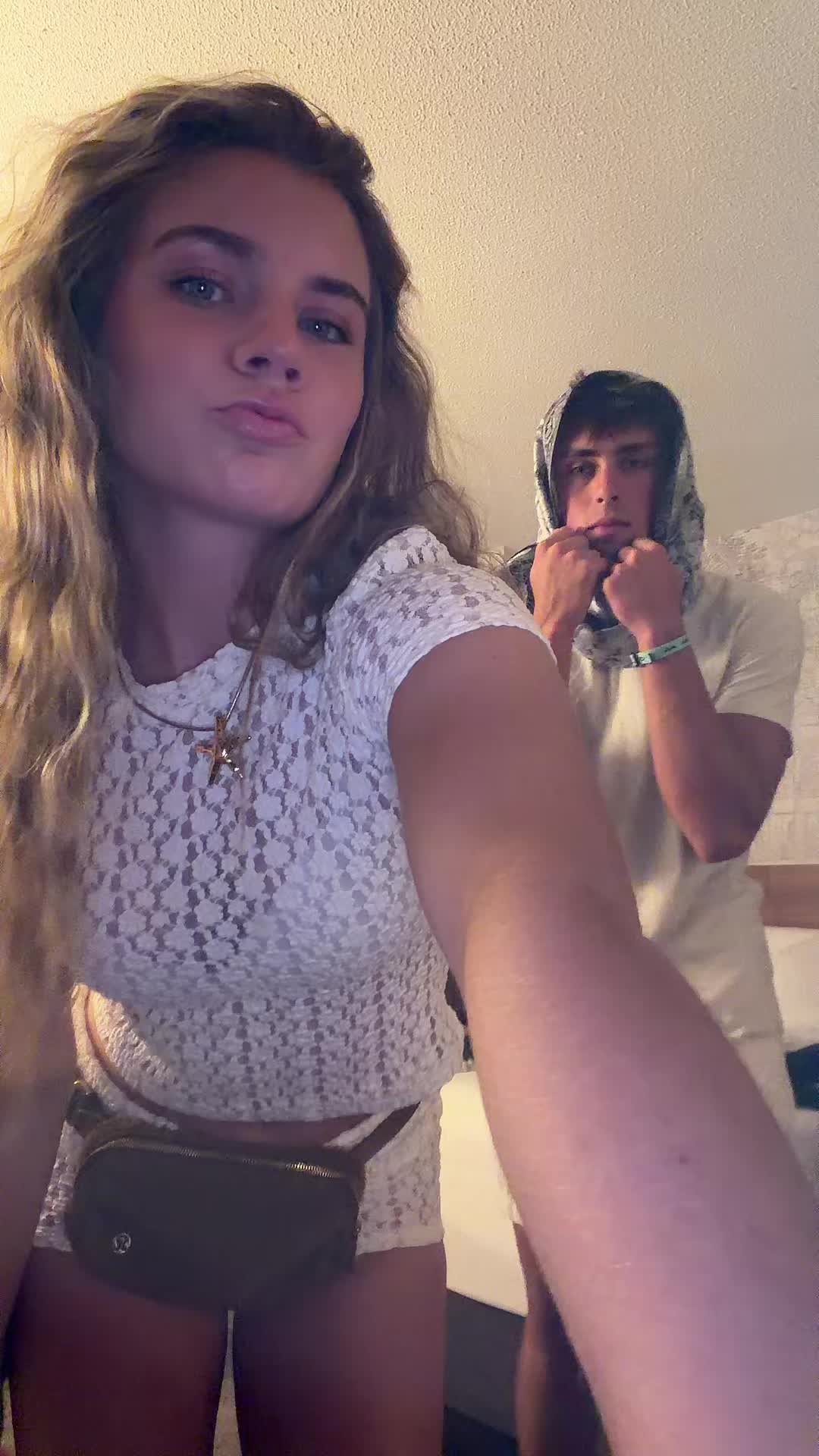 @JENNA🪩⚡️🫧