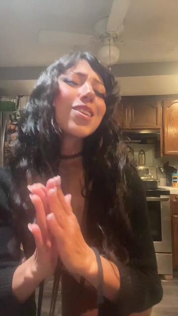 @Vivianbabydarling