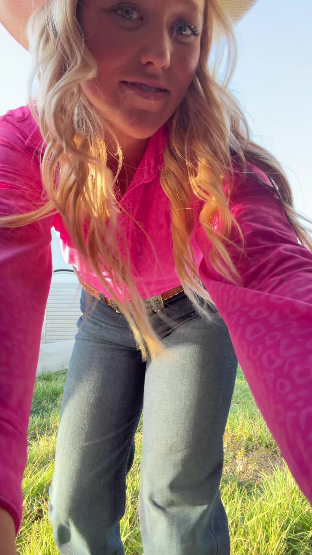 @Whitnee_vest
