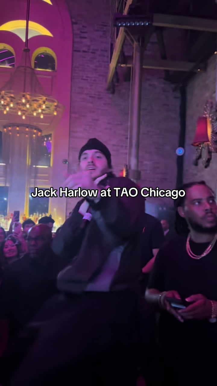 @Zoe Chicago