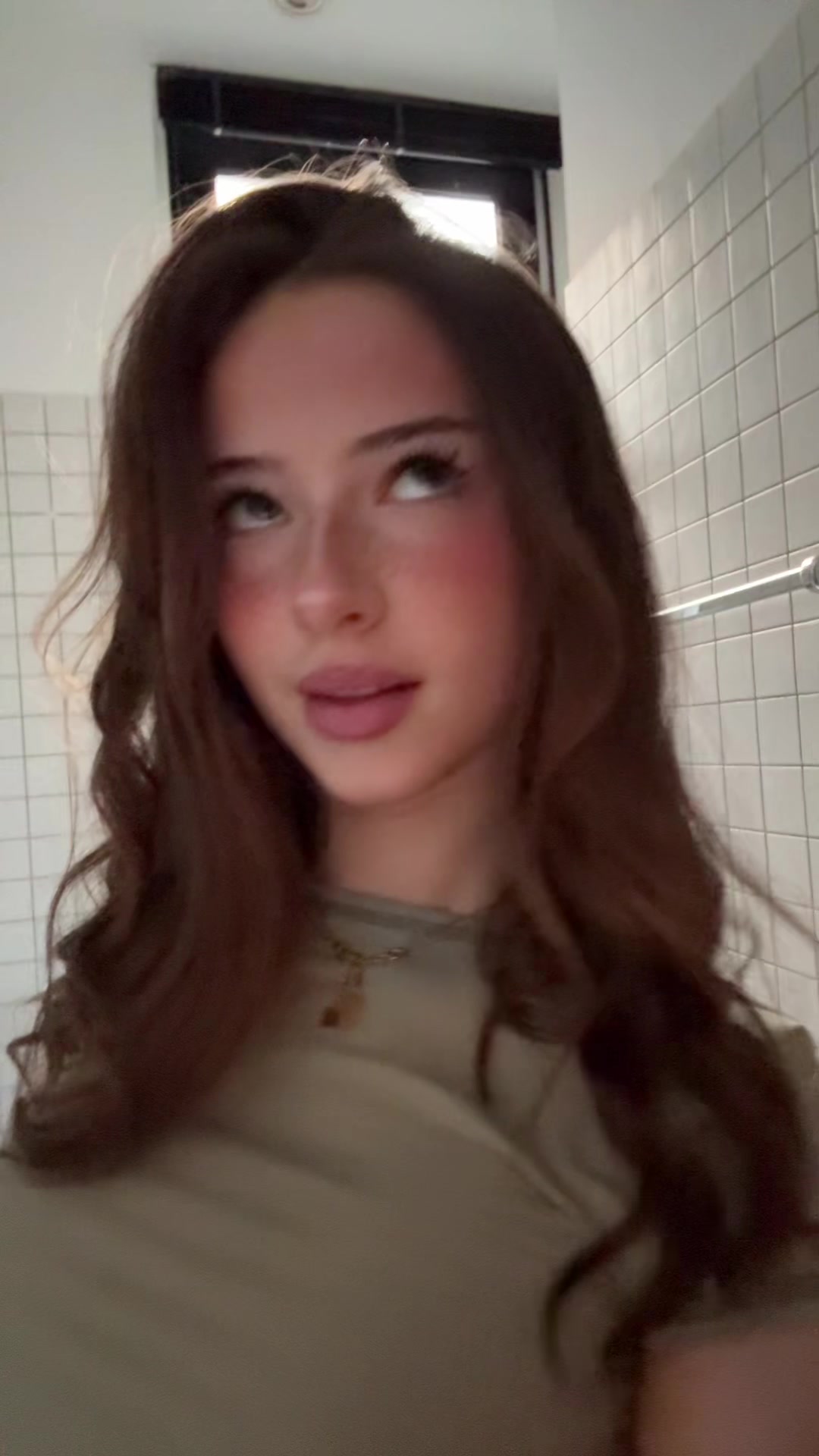 @𝐌𝐀𝐋𝐎𝐘𝐀 💞