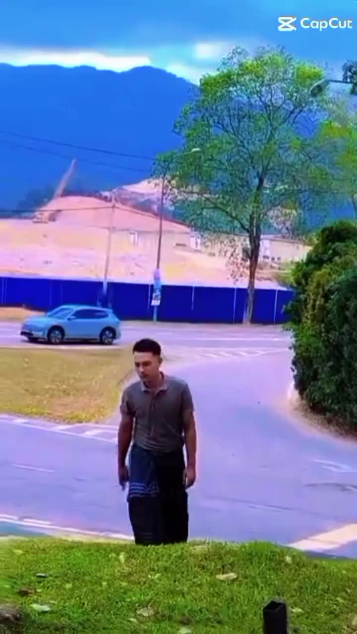 @🇲🇲K M T🇲🇾(တပ်ကုန်းသားလေး)