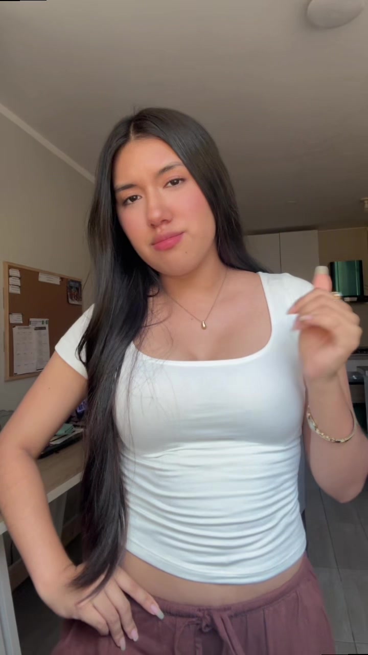 @Yohani._