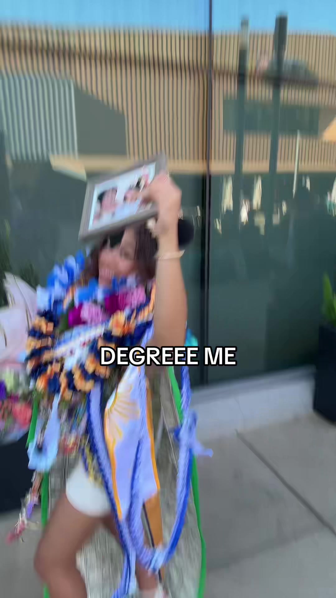 @ella