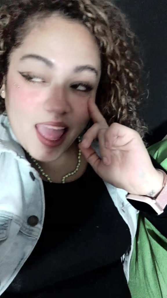@Karlita ❤️😜