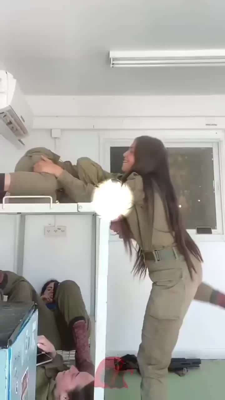 @brvlcon1