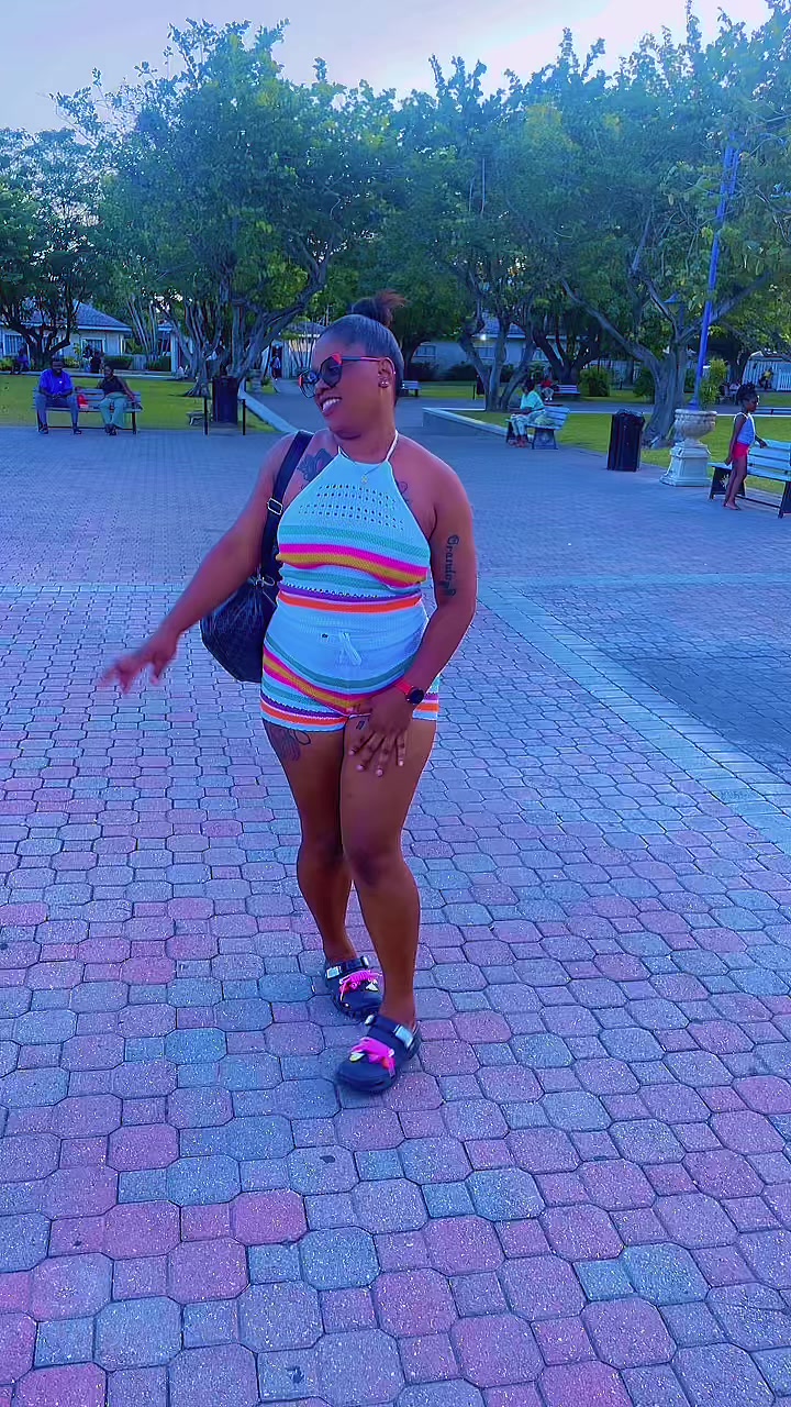 @Tia🥰