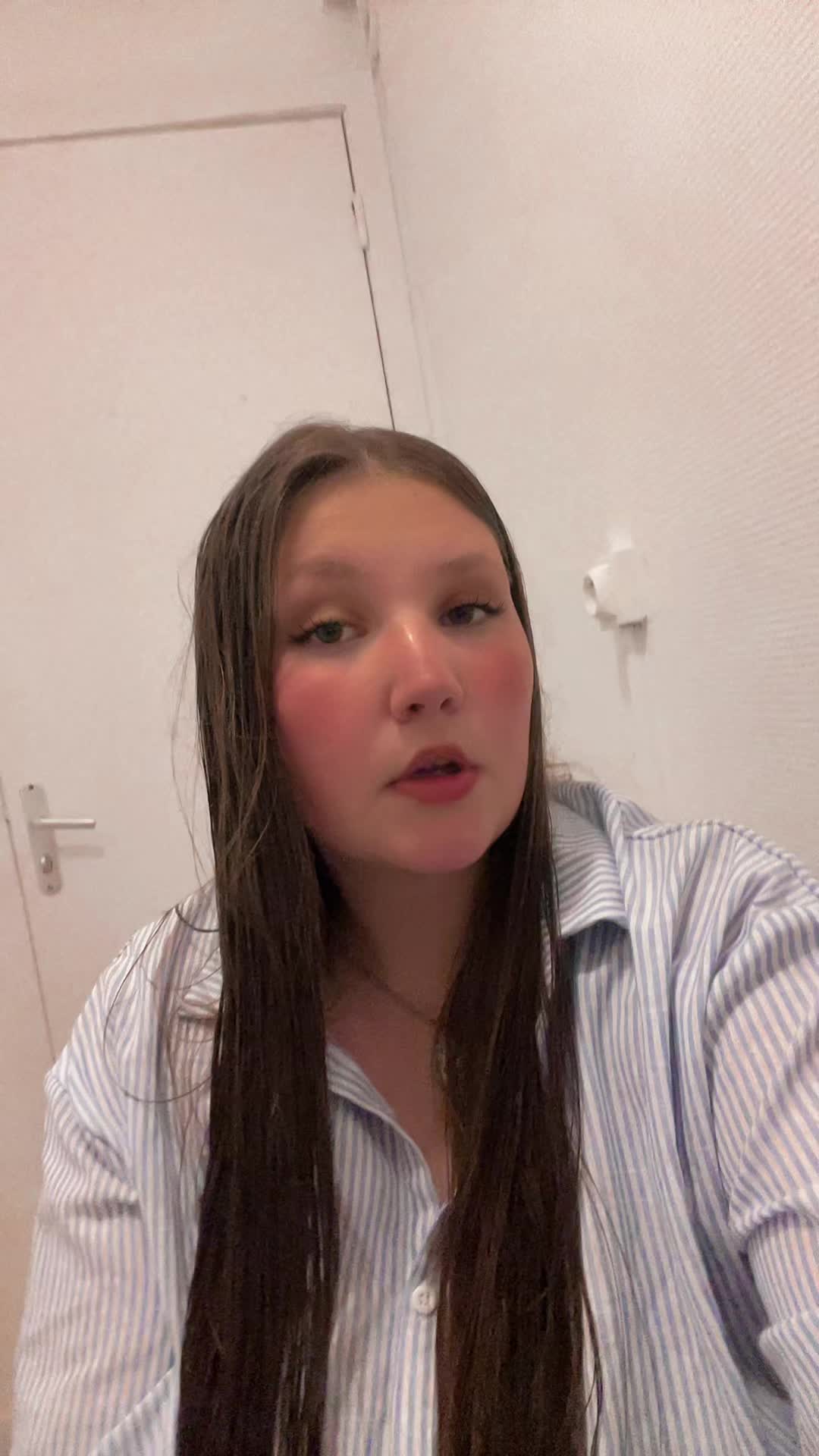 @Emeline_olv