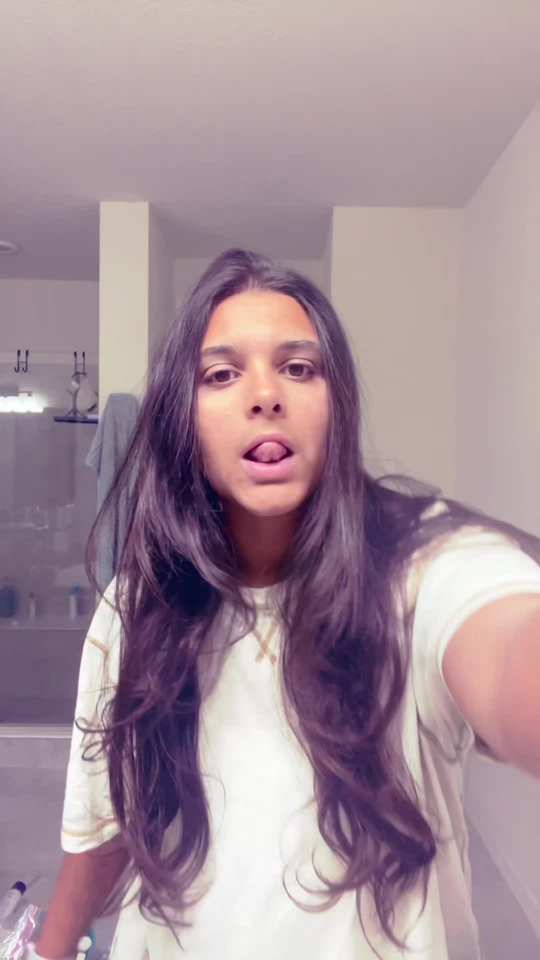 @hi