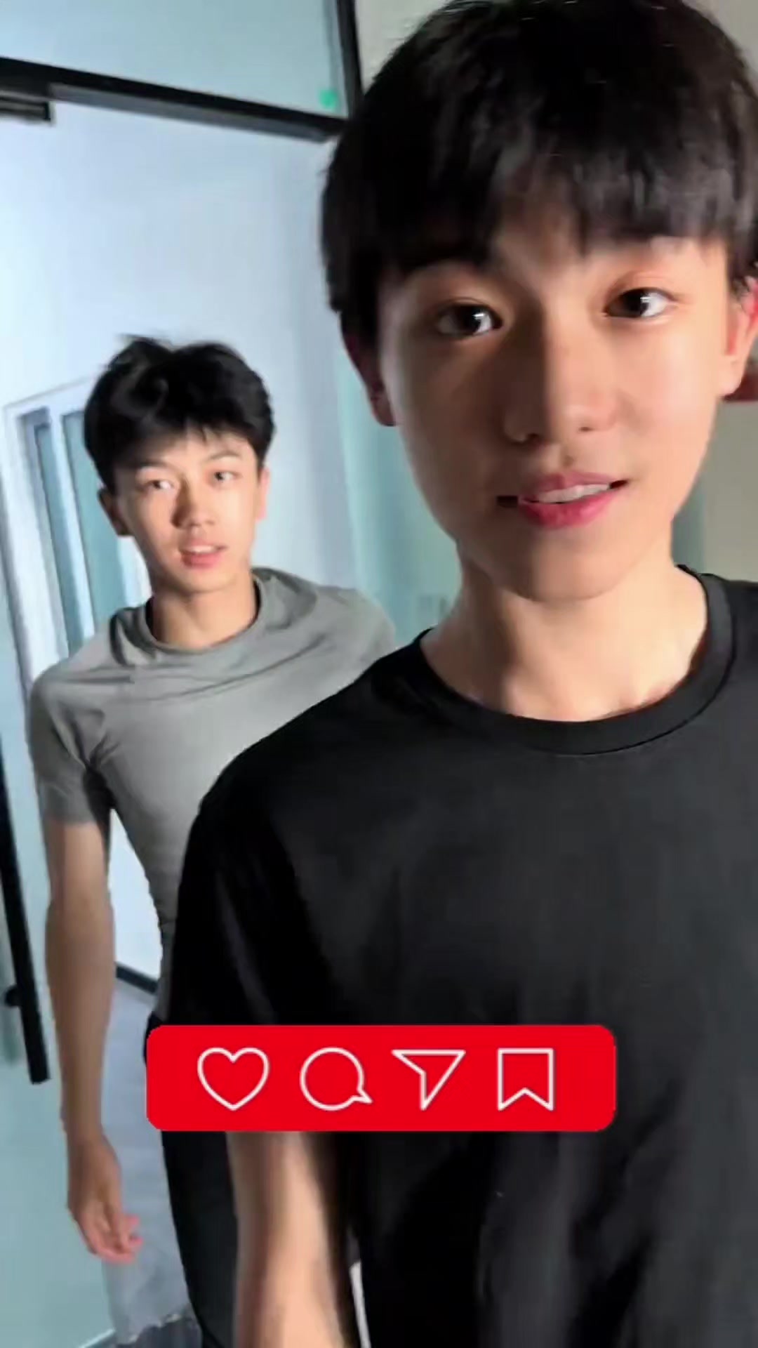 @HandsomeMen
