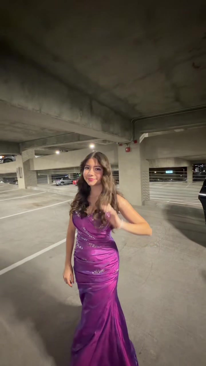 @Elizaza