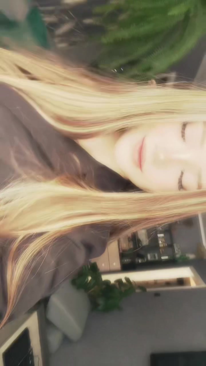 @nikasx🪽