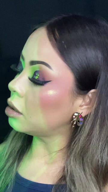 @Makeup by Alexa Eme💋