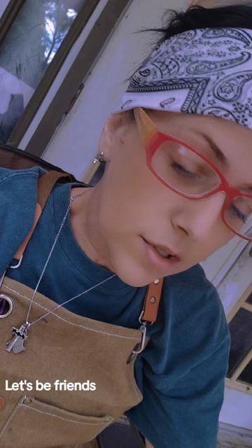@tara_batgirl4life💛🦇🏳️🌈🦄