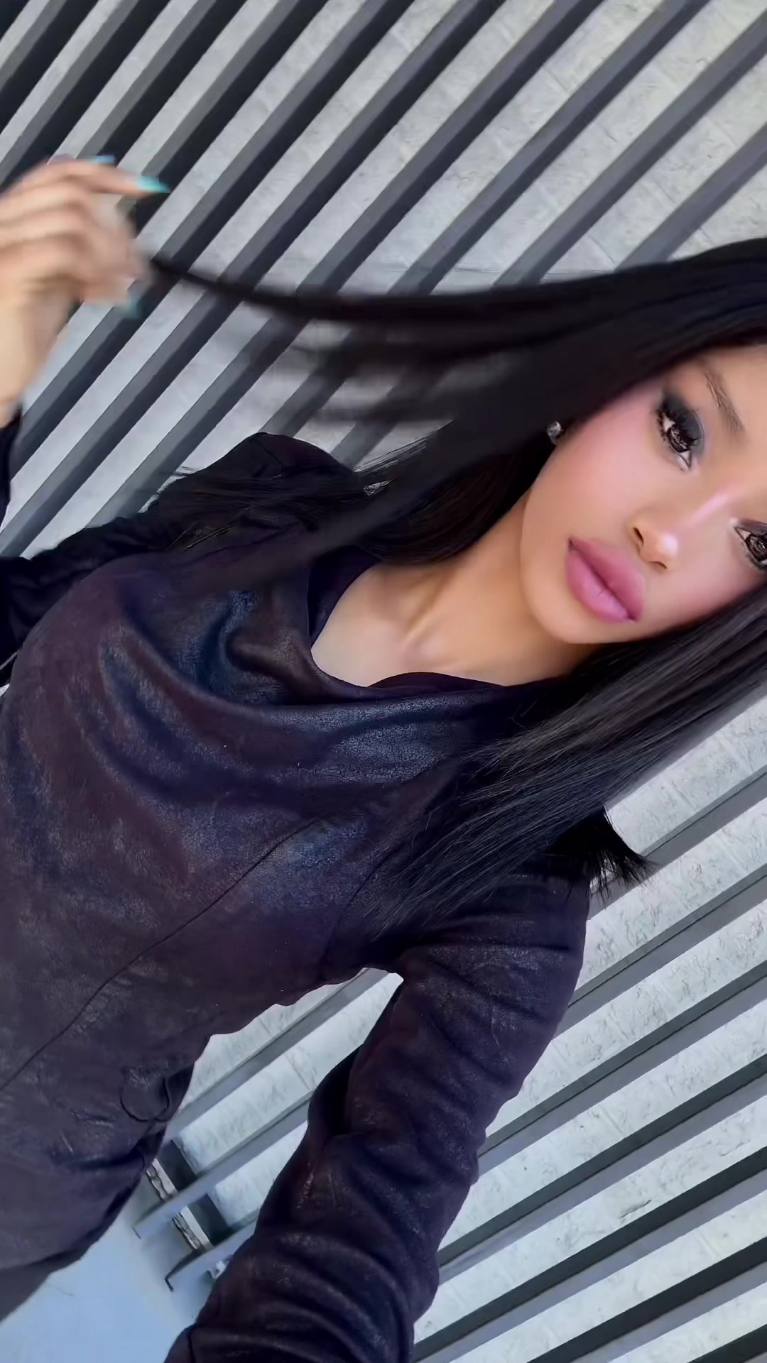 @Ayla