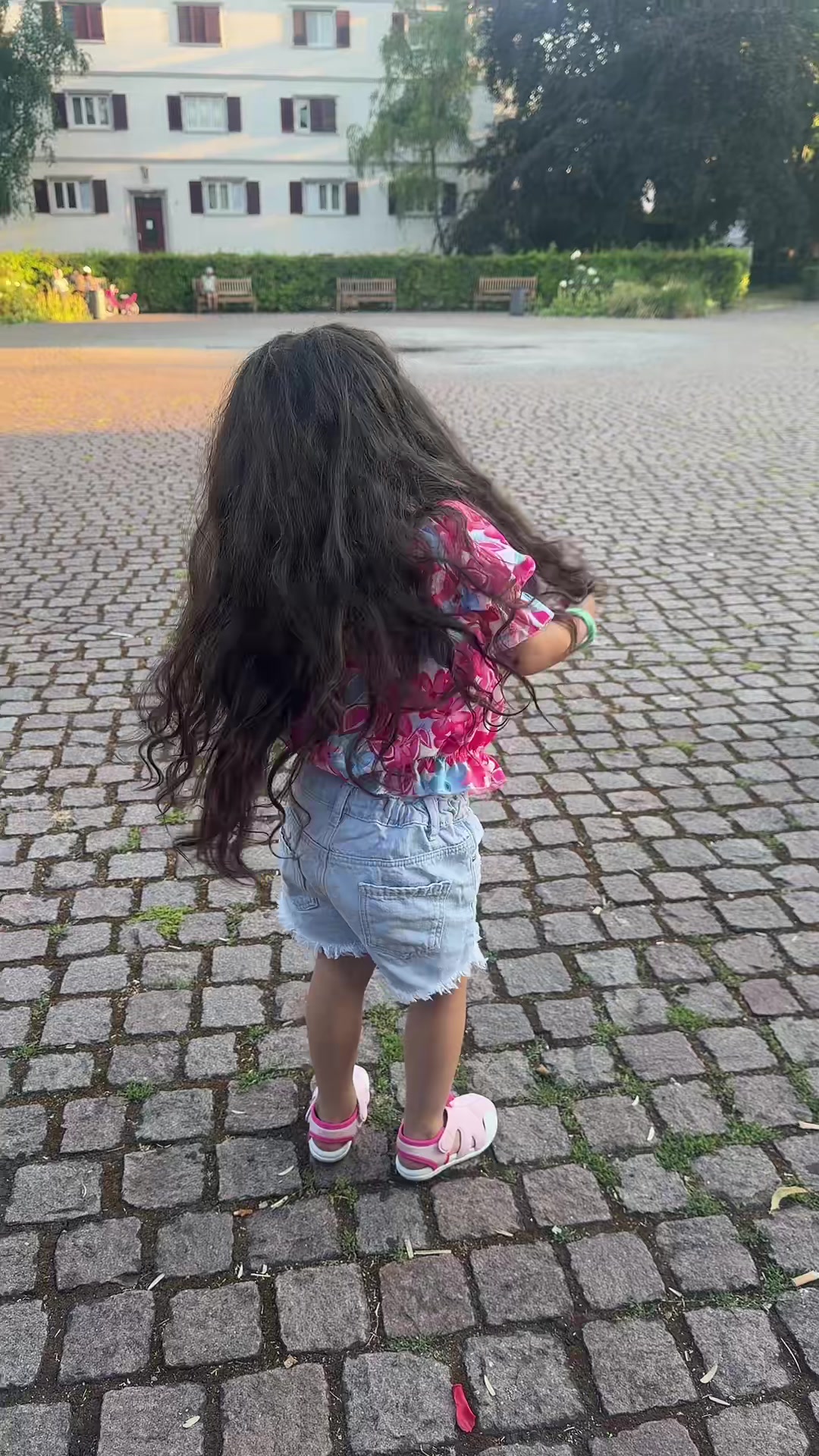 @Tuana Sali