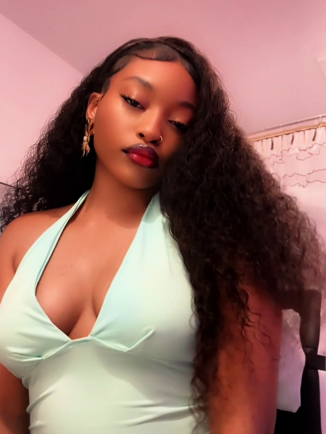 @Ugomsi_kita