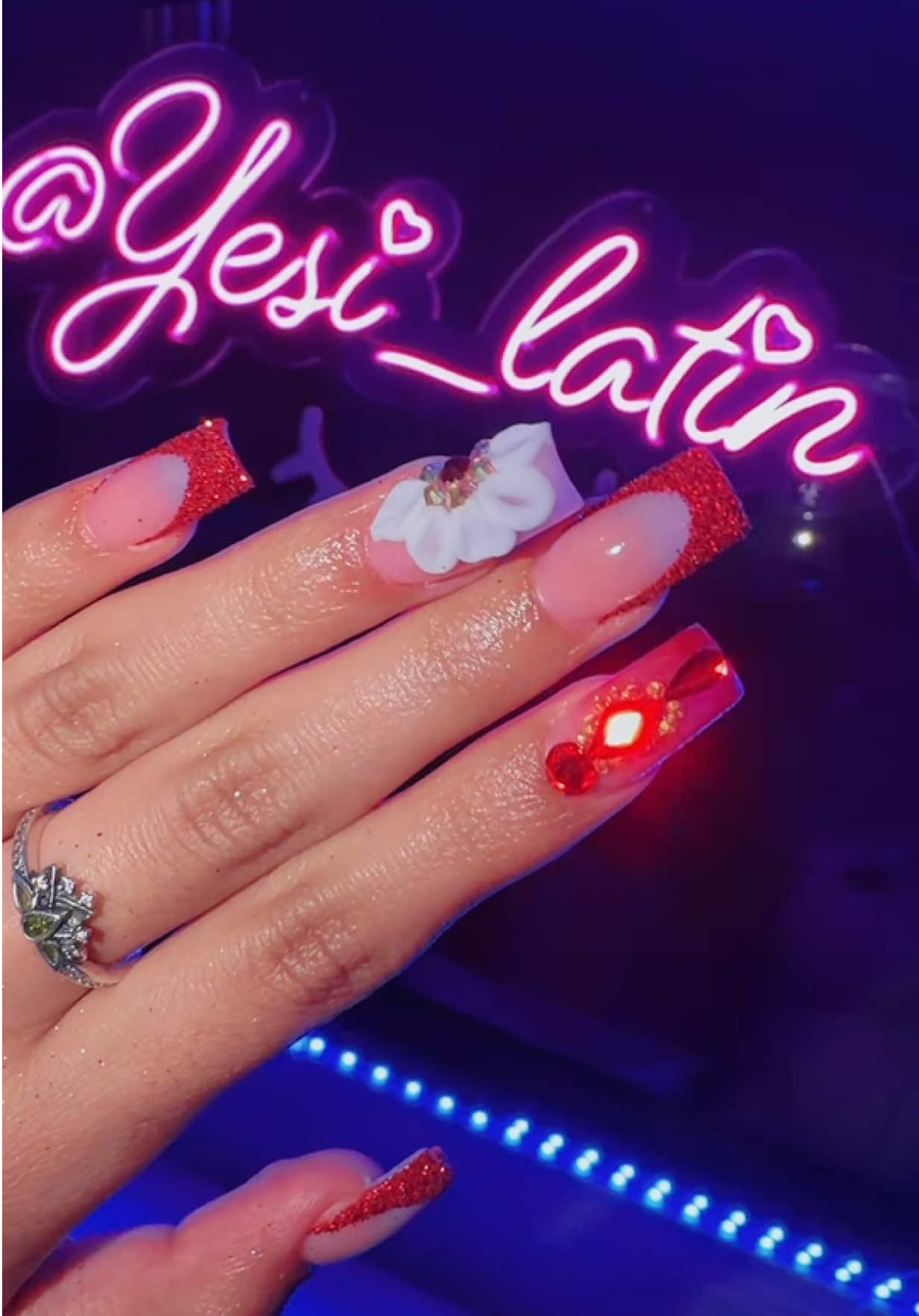 @Yesi_latin🍓🌵