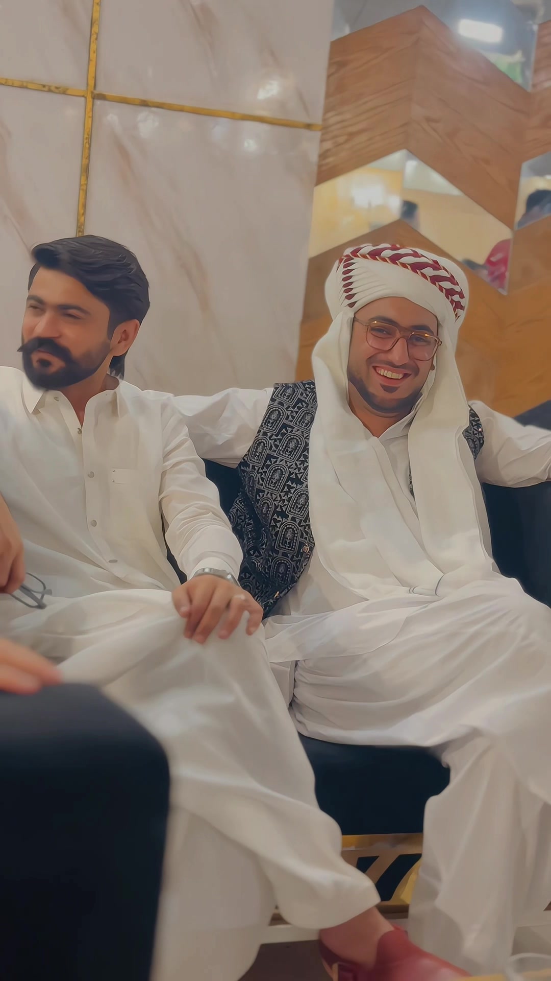 @Safdar اسٹٹچ🧵