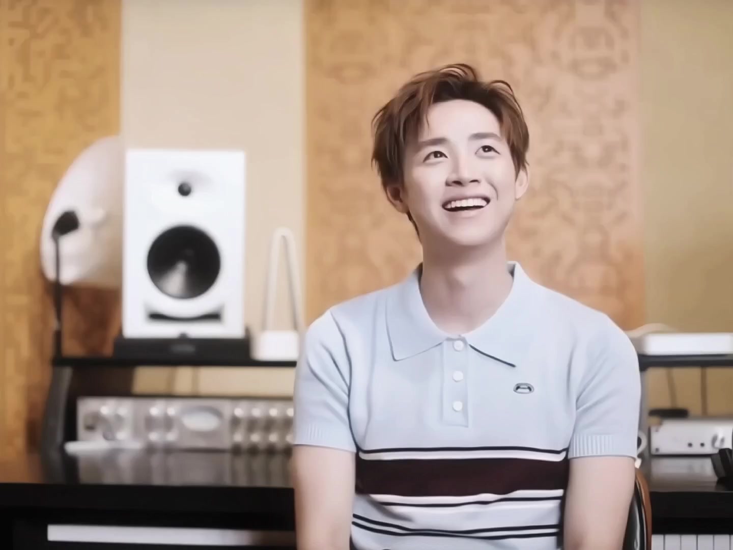 @lạnh lùng hướng ngoại