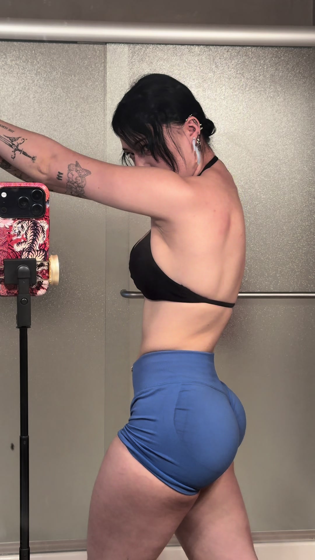 @c4l4st4