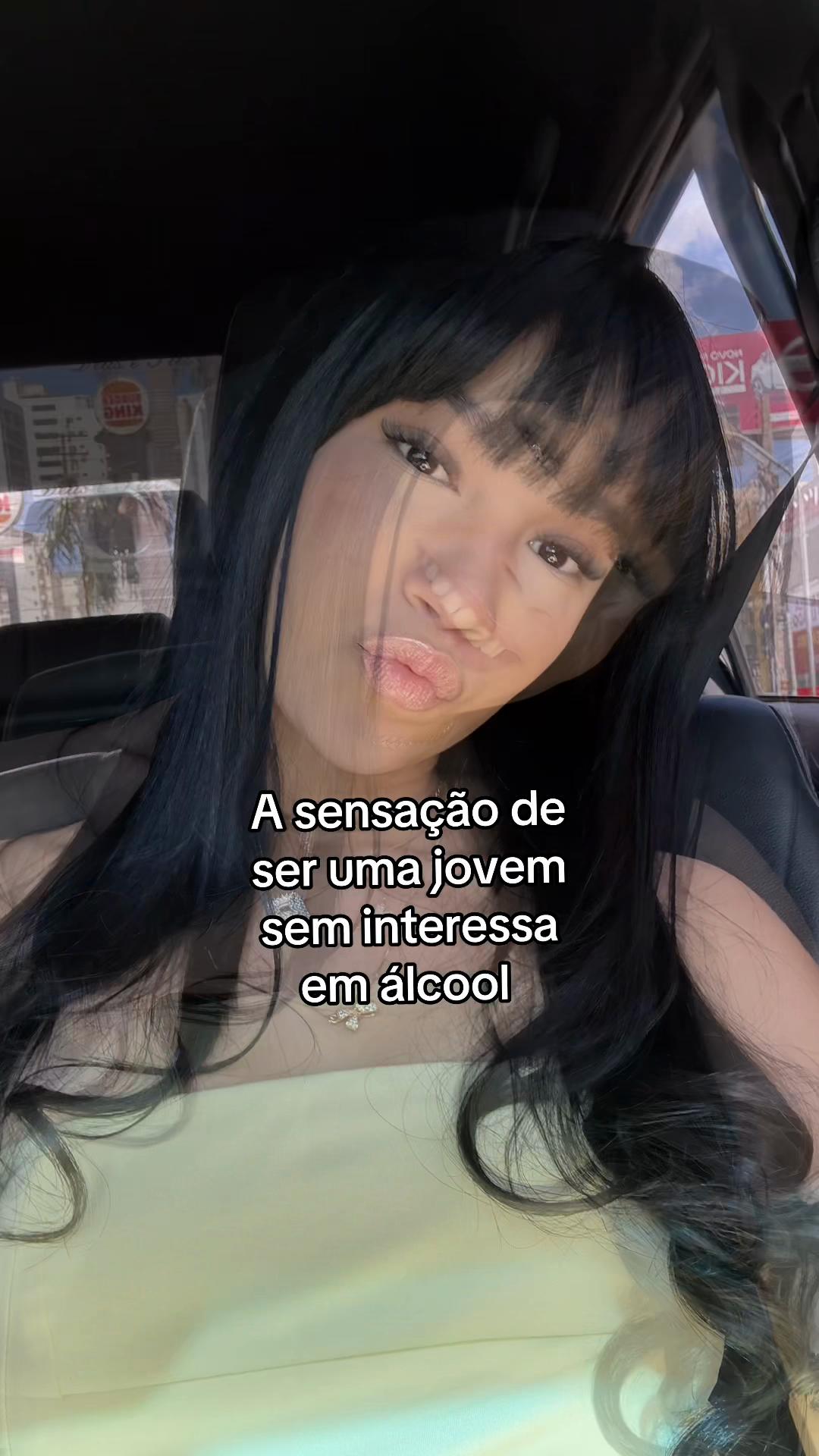 @Usuária