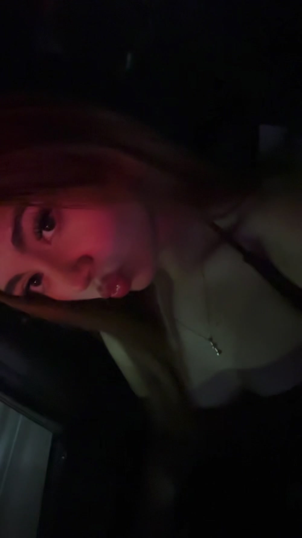 @bella