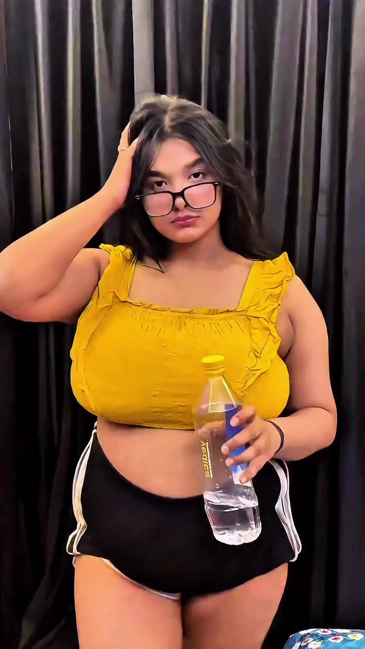 @Indian🇮🇳_Baddie🖤